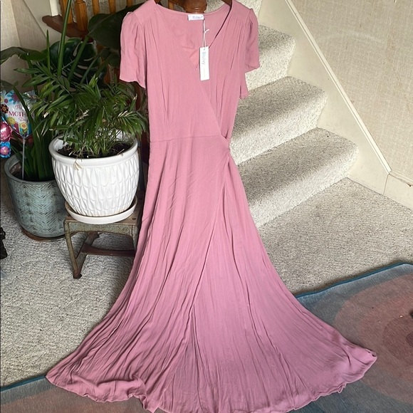 NWT Bluivy True Wrap Pink Flutter Sleeve Maxi Dress M/L - Picture 1 of 9